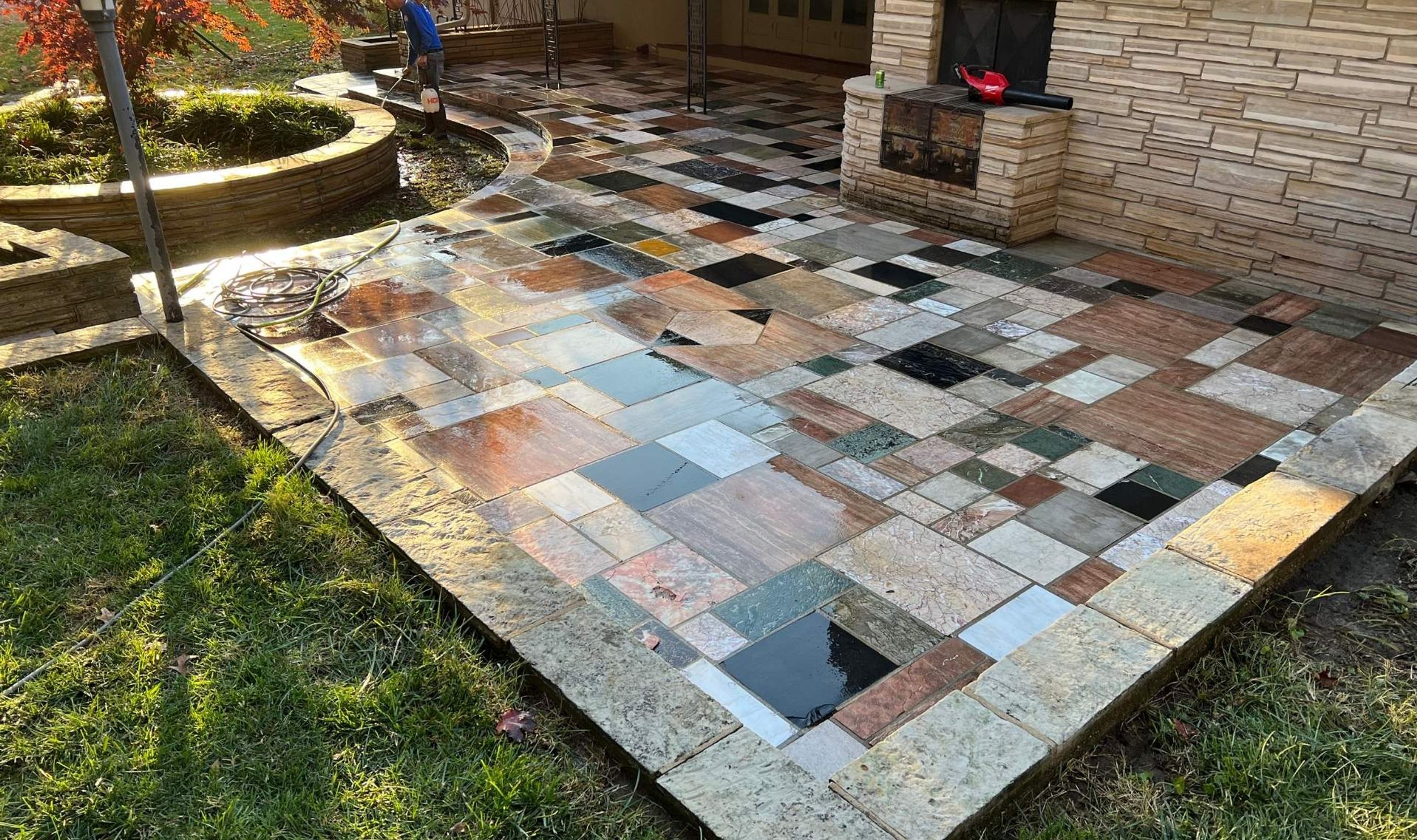 pressure washing driveway
